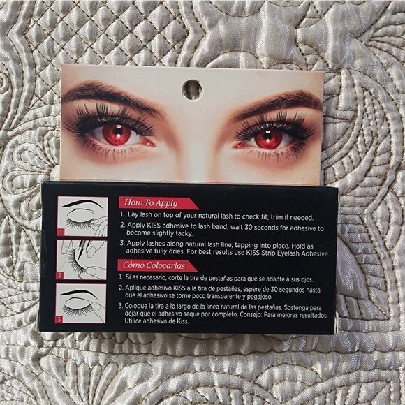 Lot of two Faux Eyelashes Sets, New - Picture 6 of 6